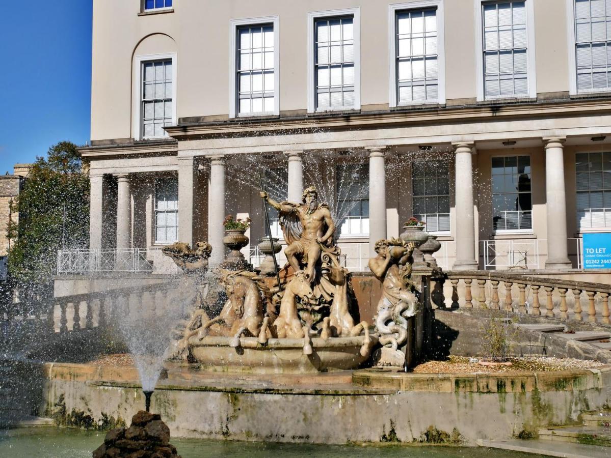 Premium Deal L Hill View Home L Last-Minute Offer L Cheltenham L Aj Properties L Perfect For Short Or Long Stays L 4Beds 4Bedrooms Экстерьер фото
