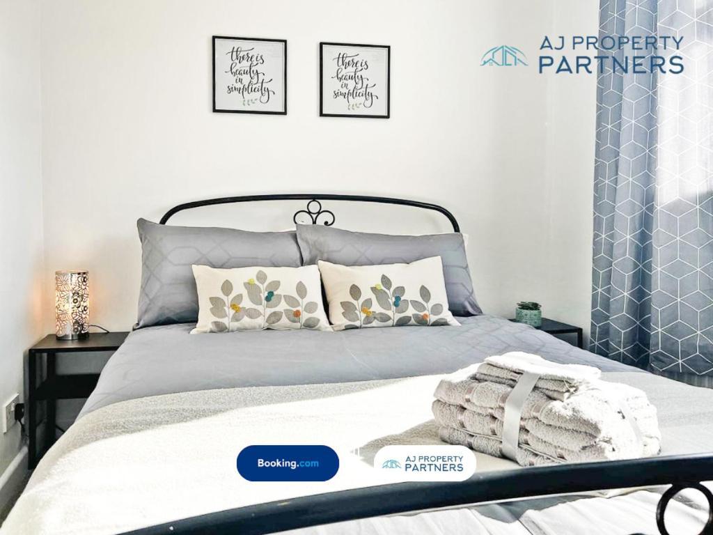 Premium Deal L Hill View Home L Last-Minute Offer L Cheltenham L Aj Properties L Perfect For Short Or Long Stays L 4Beds 4Bedrooms Экстерьер фото